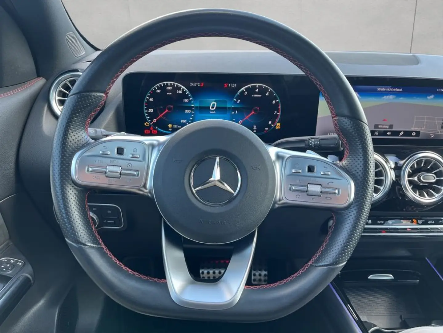 GLA 250 4M AMG Panodach LED Ambiente