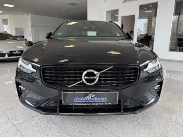 V60 Kombi R Design Navi ACC SHZ LED Leder Kamera
