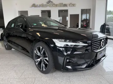 V60 Kombi R Design Navi ACC SHZ LED Leder Kamera