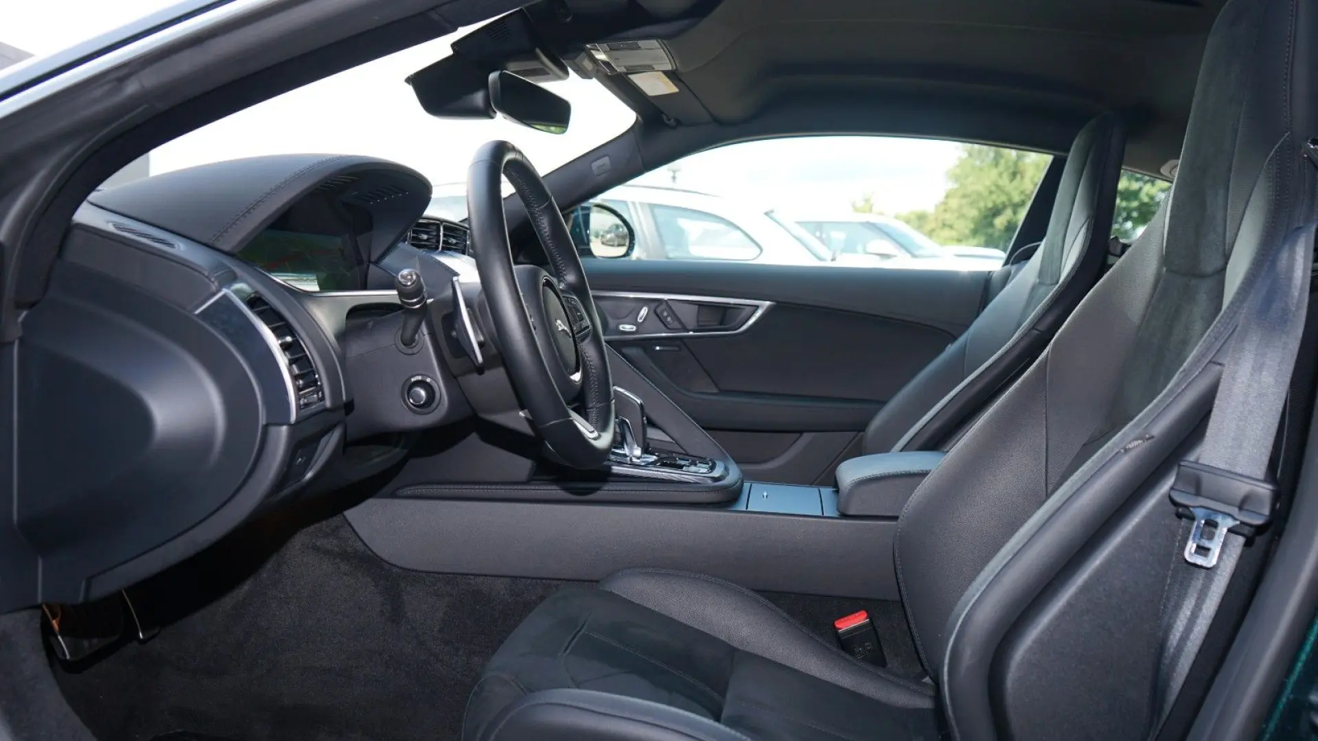 F-TYPE COUPE P300 R-DYNAMIC*VIRTUAL*LED*19