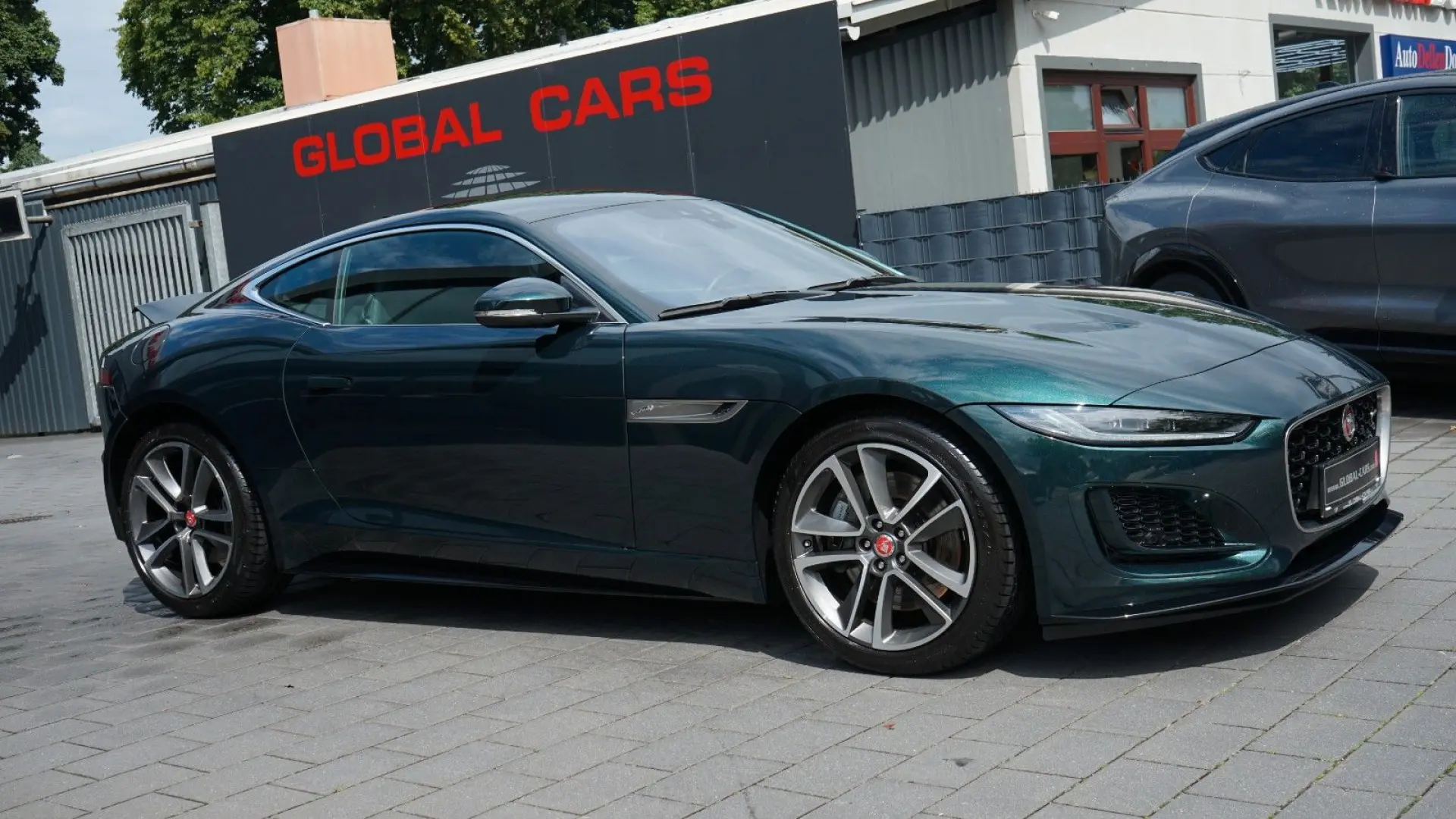 F-TYPE COUPE P300 R-DYNAMIC*VIRTUAL*LED*19