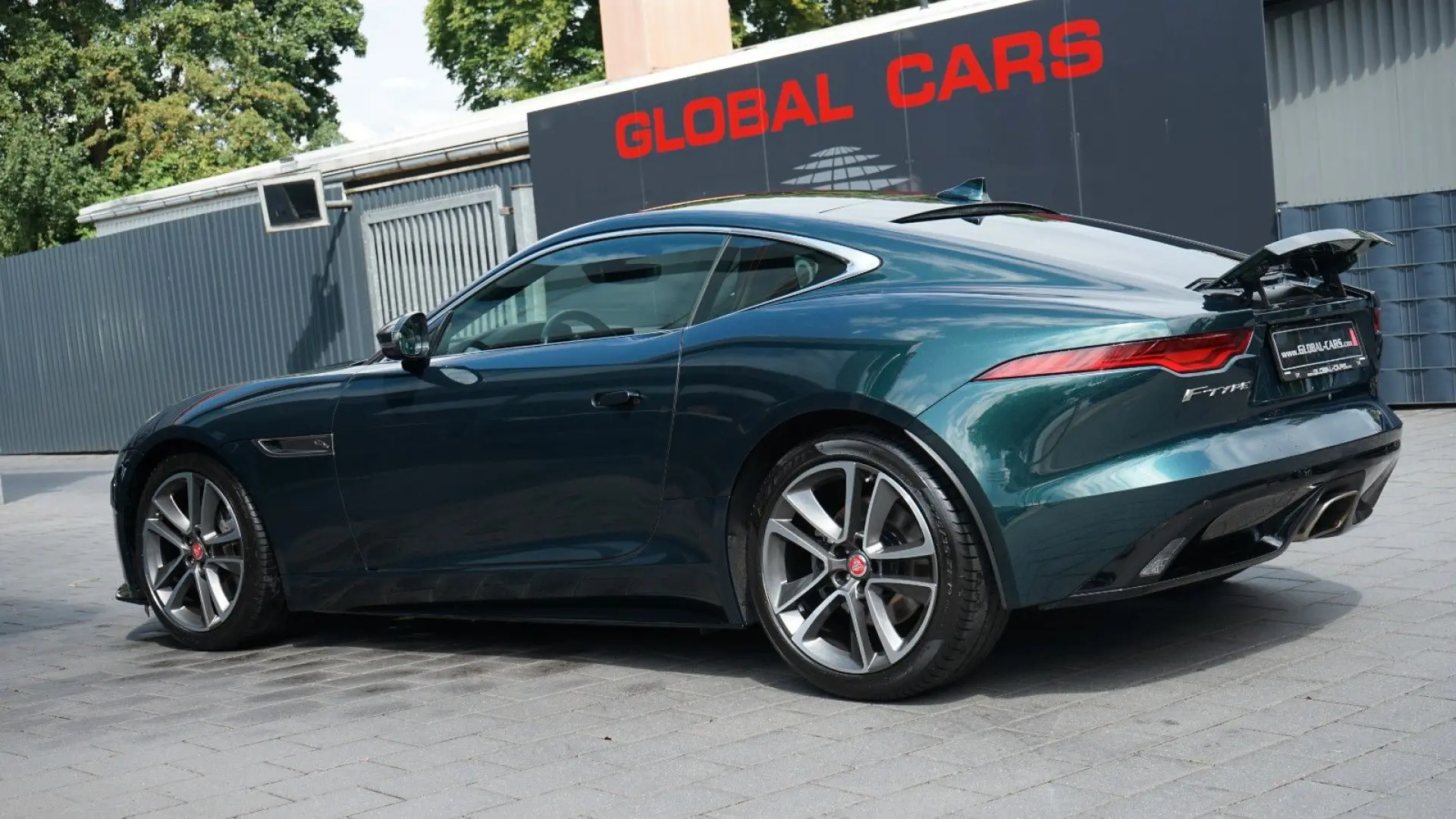 F-TYPE COUPE P300 R-DYNAMIC*VIRTUAL*LED*19