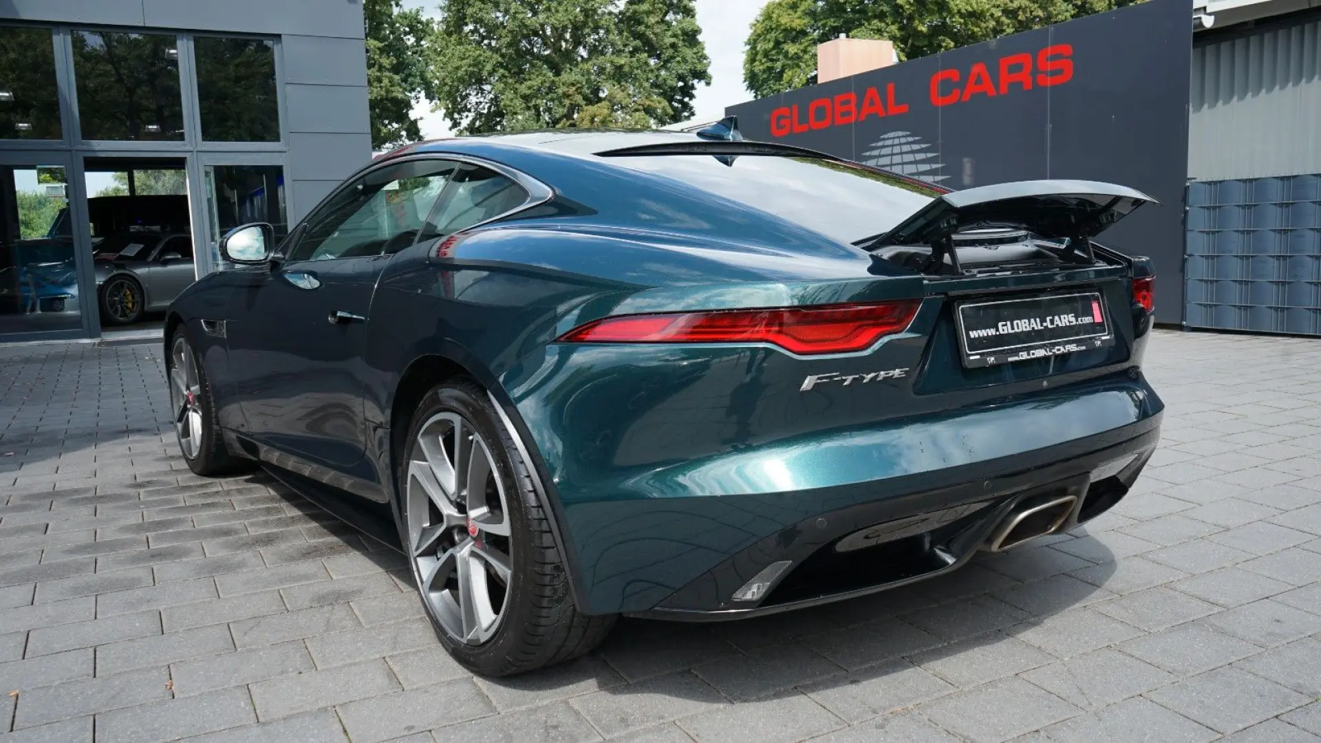 F-TYPE COUPE P300 R-DYNAMIC*VIRTUAL*LED*19