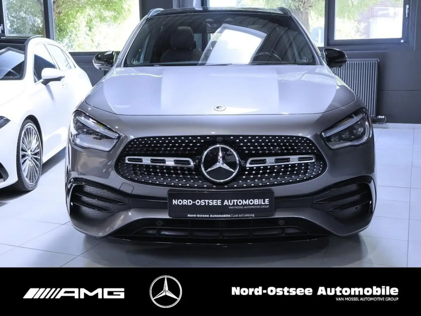 GLA 220 d 4M AMG 360°-KAM PANO KEYLESS BURMESTER