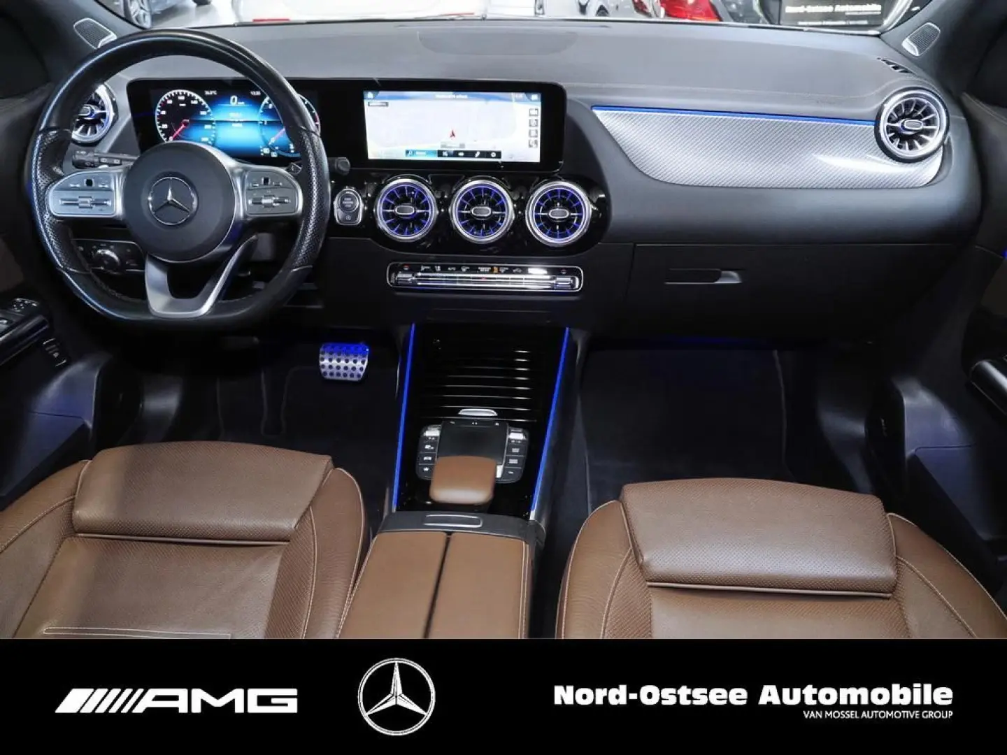 GLA 220 d 4M AMG 360°-KAM PANO KEYLESS BURMESTER