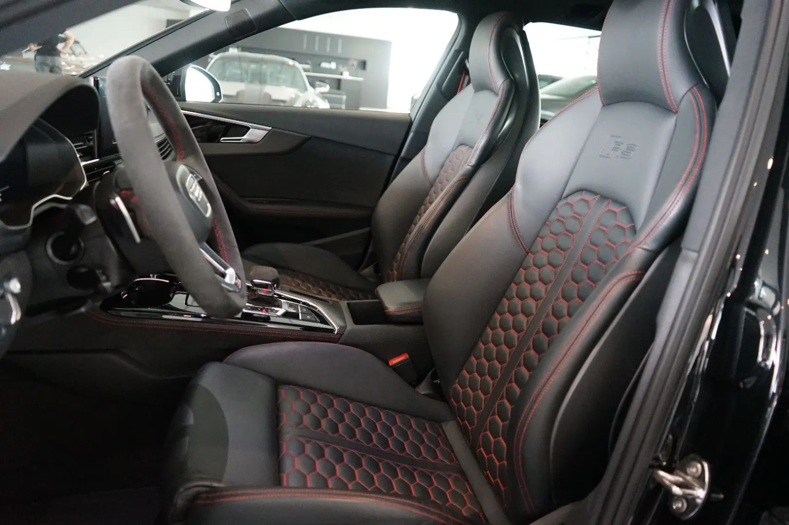 RS4 | Matrix | HuD | B&O | Keramik | 280km/h