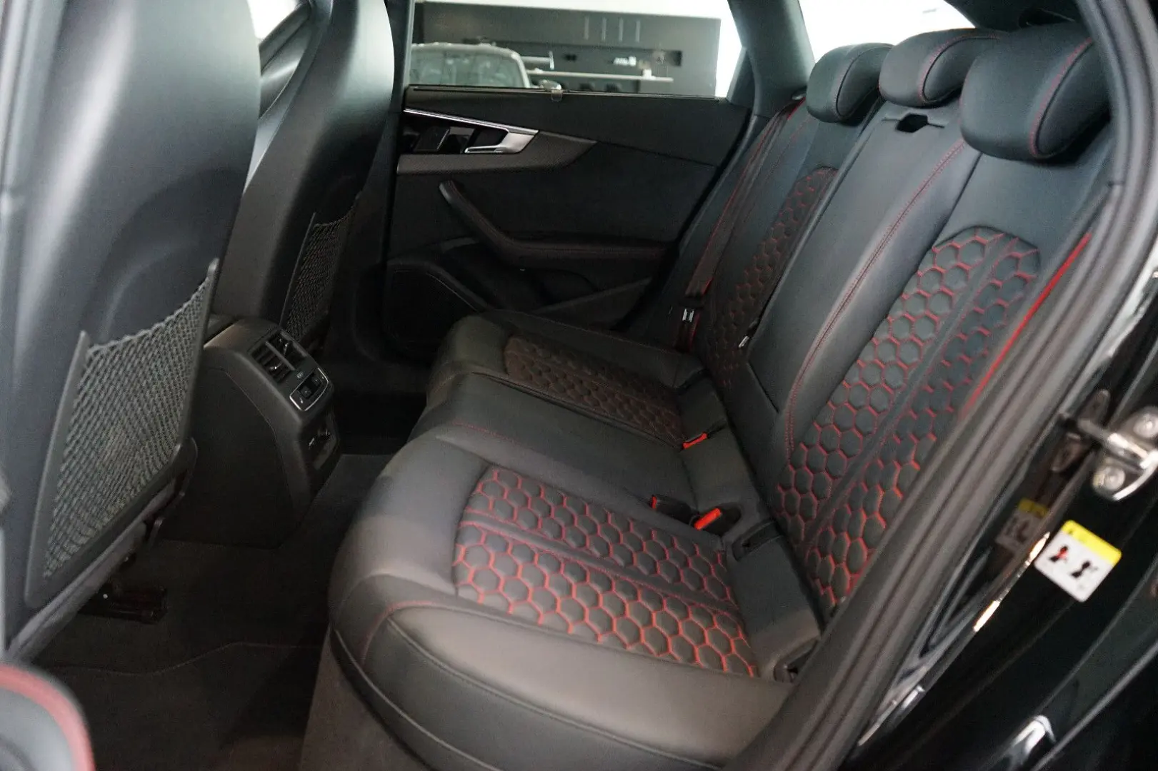 RS4 | Matrix | HuD | B&O | Keramik | 280km/h