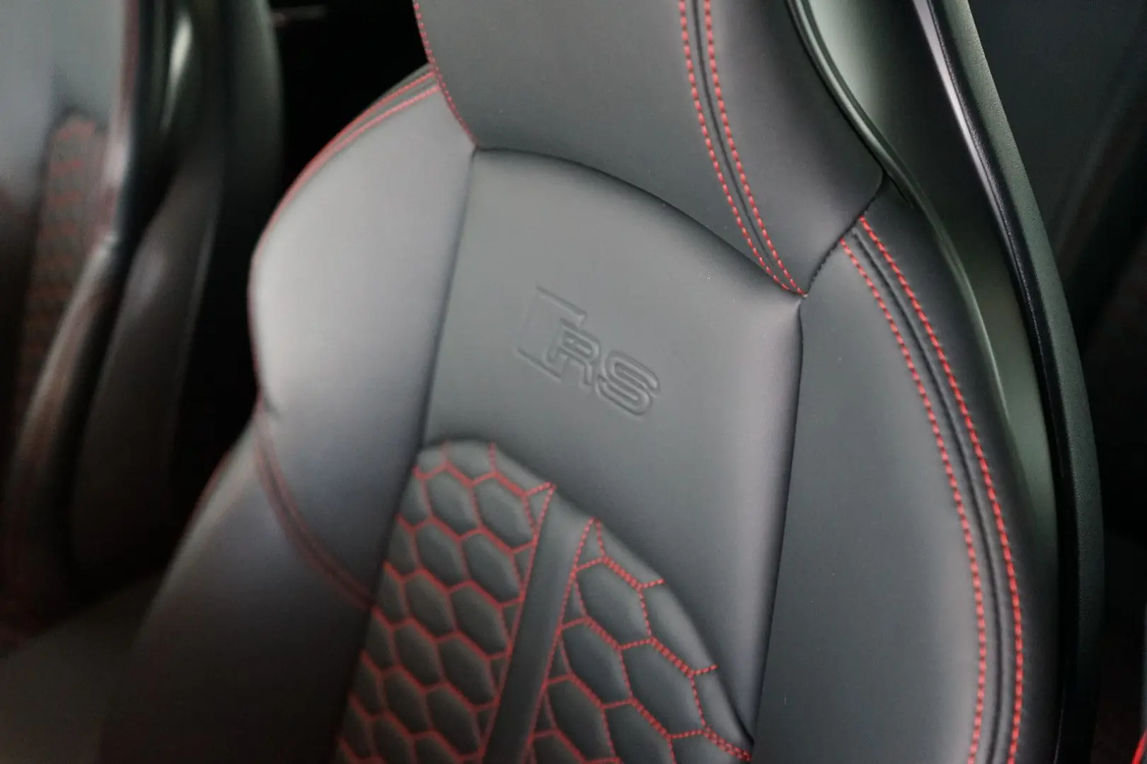 RS4 | Matrix | HuD | B&O | Keramik | 280km/h