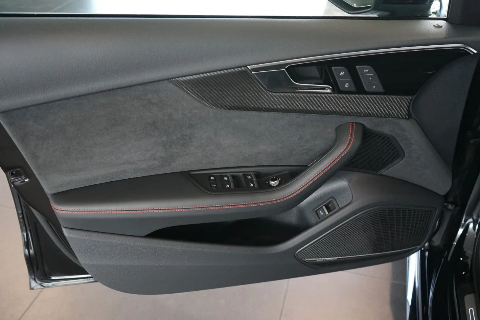 RS4 | Matrix | HuD | B&O | Keramik | 280km/h