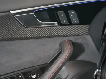 RS4 | Matrix | HuD | B&O | Keramik | 280km/h