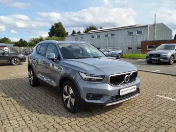 XC40 T3 (Benzin) Aut. Momentum Pro