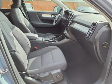 XC40 T3 (Benzin) Aut. Momentum Pro