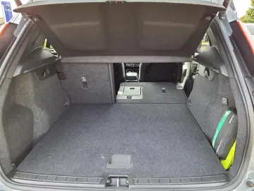 XC40 T3 (Benzin) Aut. Momentum Pro