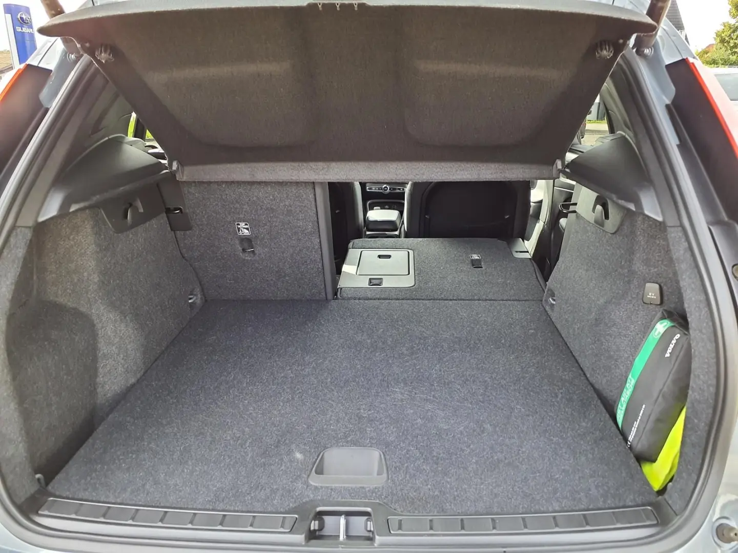 XC40 T3 (Benzin) Aut. Momentum Pro