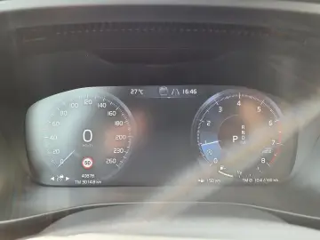 XC40 T3 (Benzin) Aut. Momentum Pro