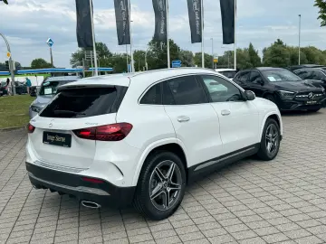 GLA 220d 4M AMG Premium Distro Burmester Leder