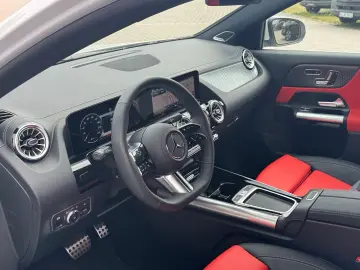 GLA 220d 4M AMG Premium Distro Burmester Leder
