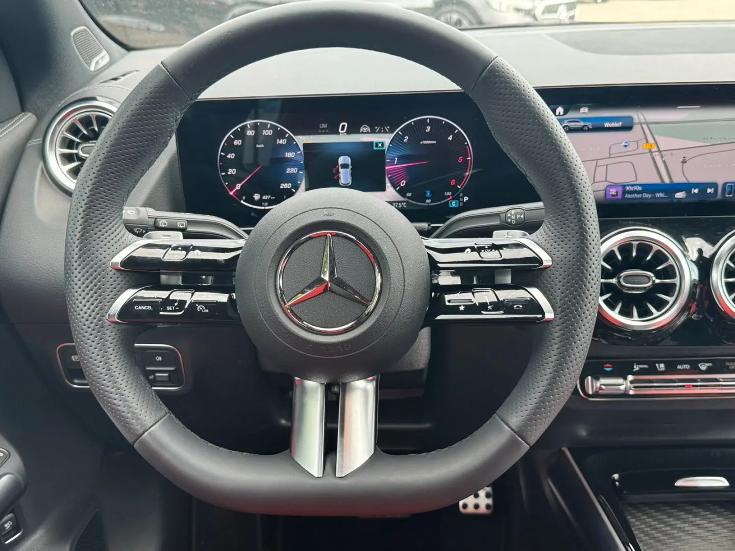 GLA 220d 4M AMG Premium Distro Burmester Leder
