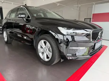 XC60 Momentum Pro AWD *AHK*360°*H&K*ACC*