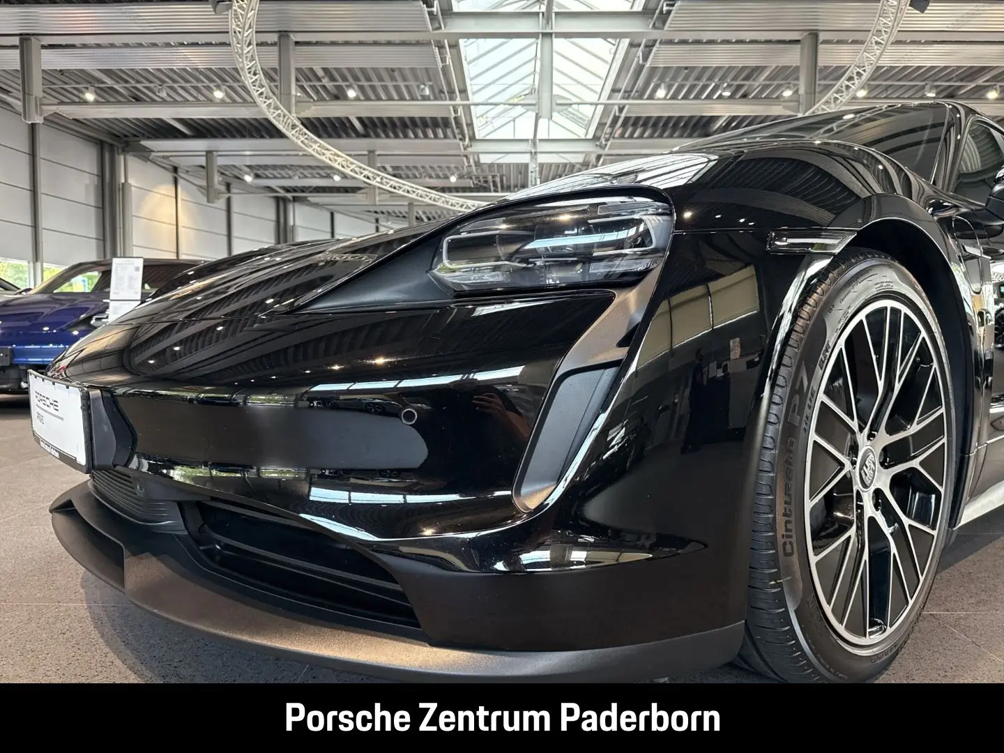 Taycan InnoDrive Luftfederung  Rückfahrkamera