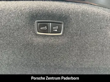 Taycan InnoDrive Luftfederung  Rückfahrkamera