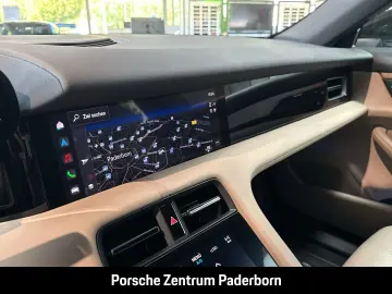 Taycan InnoDrive Luftfederung  Rückfahrkamera