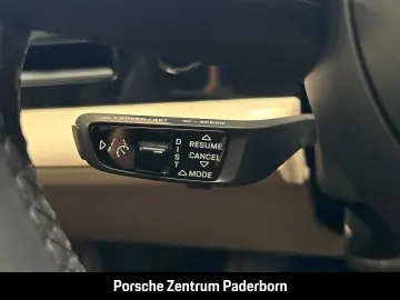 Taycan InnoDrive Luftfederung  Rückfahrkamera