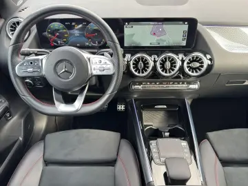 GLA 220d AMG 4M LED AHK Pano Night 360° Standhz