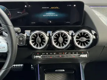 GLA 220d AMG 4M LED AHK Pano Night 360° Standhz