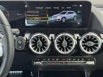 GLA 220d AMG 4M LED AHK Pano Night 360° Standhz