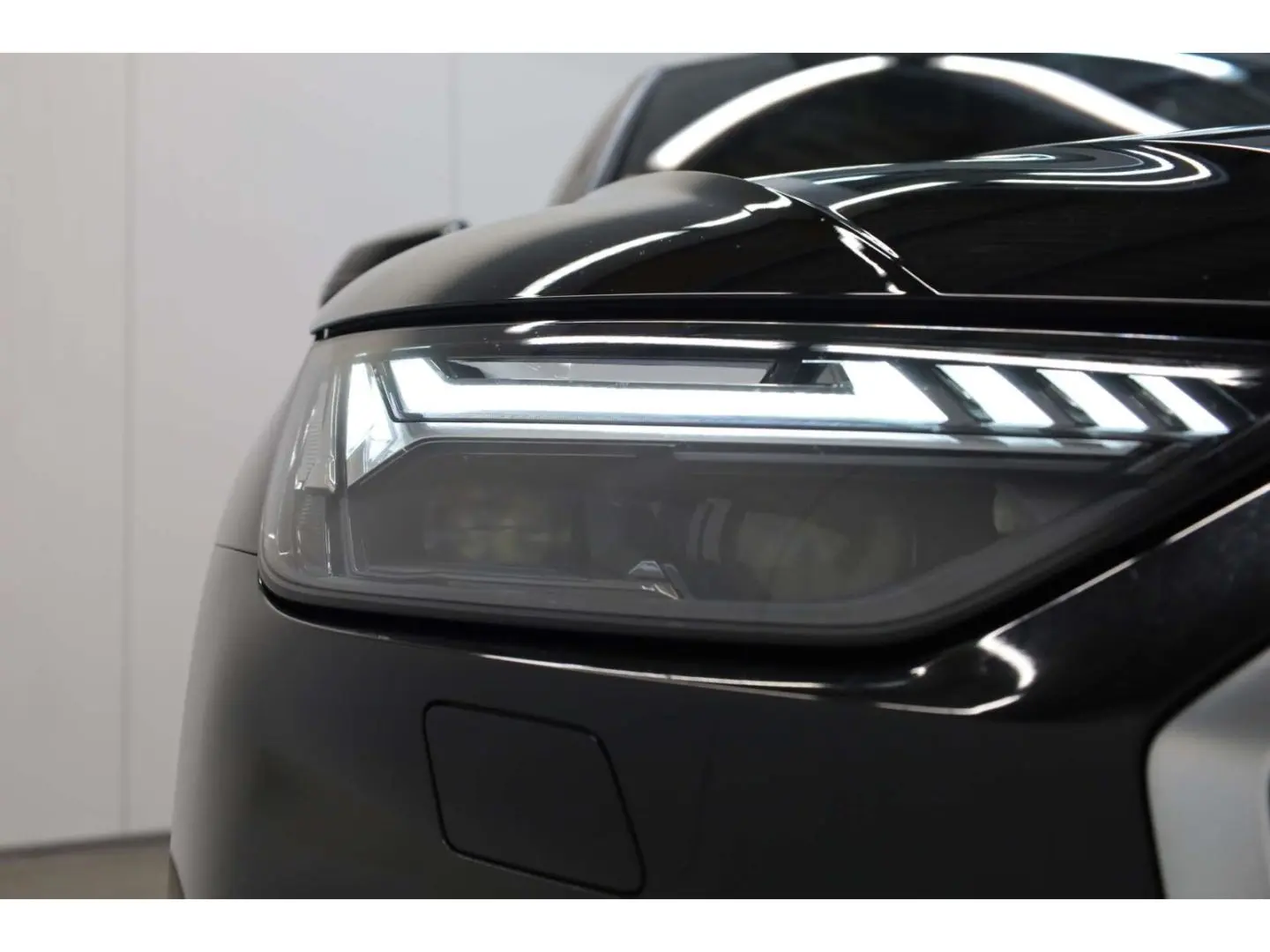 SQ5 TDI quattro/Air Susp/Ventilation/Hud/Matrix/AmbientL