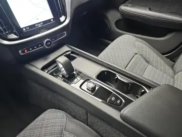 S60 B4 AUTO. CORE NAVI LED GOOGLE KAMERA LM17