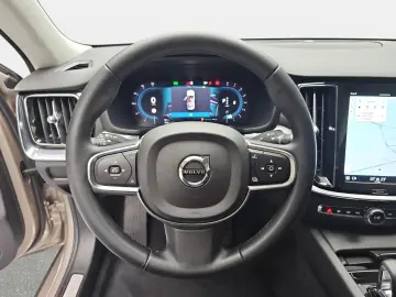 S60 B4 AUTO. CORE NAVI LED GOOGLE KAMERA LM17