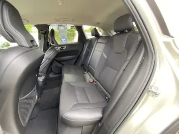 XC60 Momentum Pro B4 Diesel EU6d AHK Digitales C