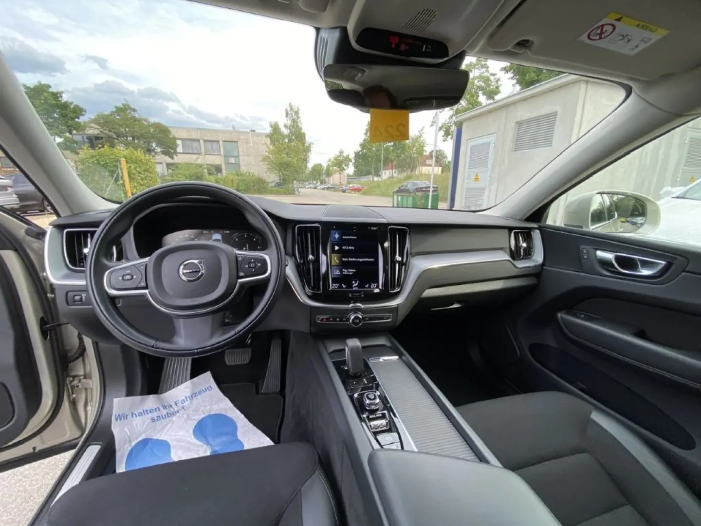 XC60 Momentum Pro B4 Diesel EU6d AHK Digitales C