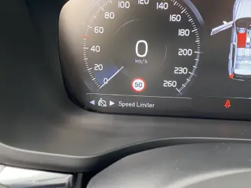 XC60 Momentum Pro B4 Diesel EU6d AHK Digitales C