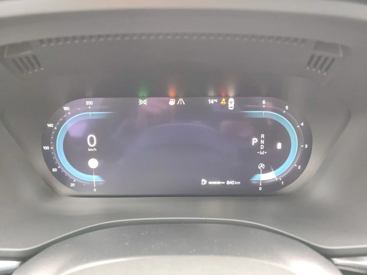 XC60 Momentum Pro 2WD B4 Diesel StandHZG AHK-kla
