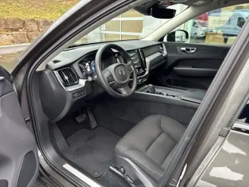 XC60 2.0 PHEV R-Design Expression Recharge Plug-