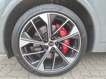 SQ5 Sportback TDI quattro tiptr. PANO AHK MATRIX