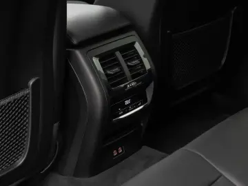 X4 xD20d Kamera DAB Lenkrhzg AHK Sport 20Zoll