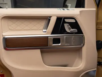 Mercedes Benz G400d AMG Burmester 360 R21