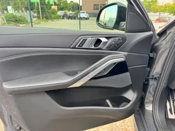 X6 xDrive 40 i M Sport/Pano/M-Sitze/HUD/SoftClos