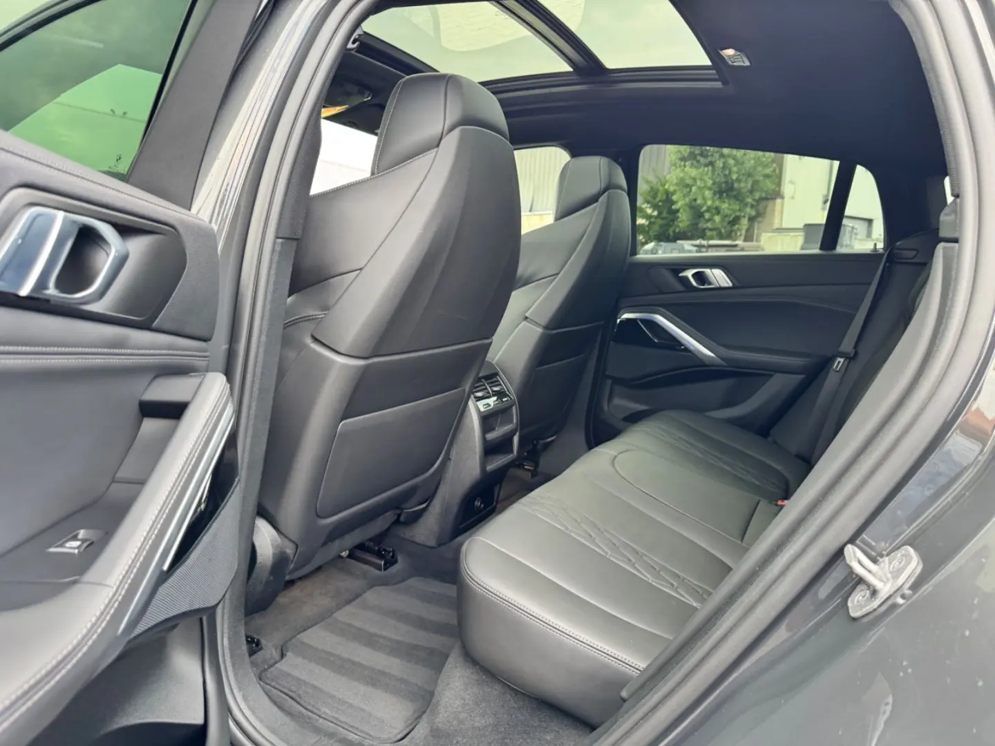 X6 xDrive 40 i M Sport/Pano/M-Sitze/HUD/SoftClos