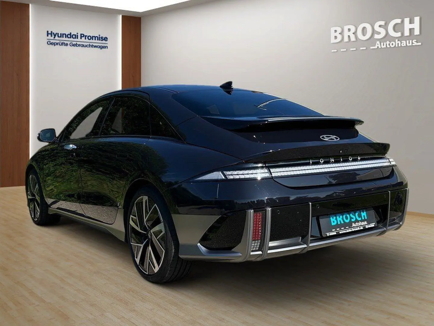 IONIQ 6 77kWh 4WD TECHNIQ PARK-P 519KM-RW MATRIX