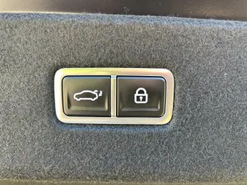 IONIQ 6 77kWh 4WD TECHNIQ PARK-P 519KM-RW MATRIX