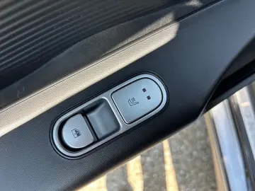 IONIQ 6 77kWh 4WD TECHNIQ PARK-P 519KM-RW MATRIX