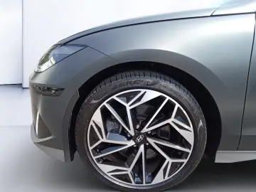 Ioniq 6 Allrad 77,4 kWh, Uniq