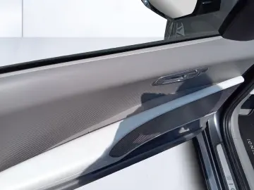 Ioniq 6 Allrad 77,4 kWh, Uniq