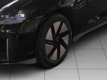 IONIQ 6 77,4kWh 4WD UNIQ HUD Navi Digitales Cock
