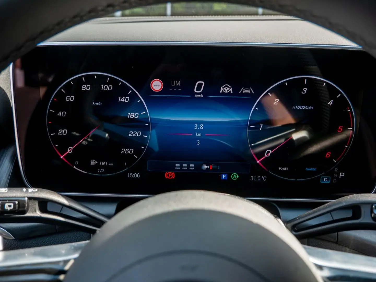 GLC 220 d 4M AMG Line AHK Distr Pano Night Burme